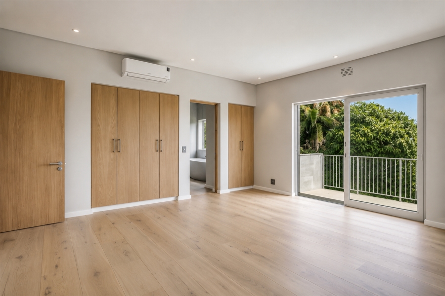 5 Bedroom Property for Sale in Camps Bay Western Cape